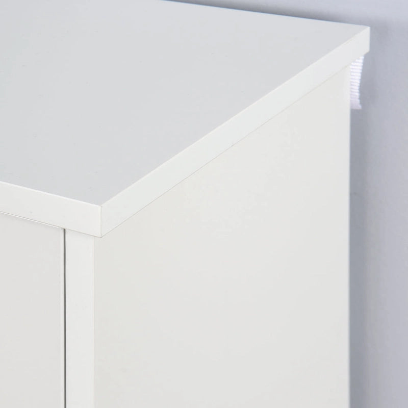 Weißer Holzschrank für den Eingangsbereich mit 3 Klapptüren