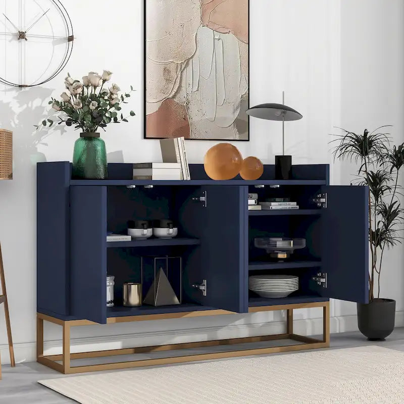 Buffet moderne blanc avec pieds dorés