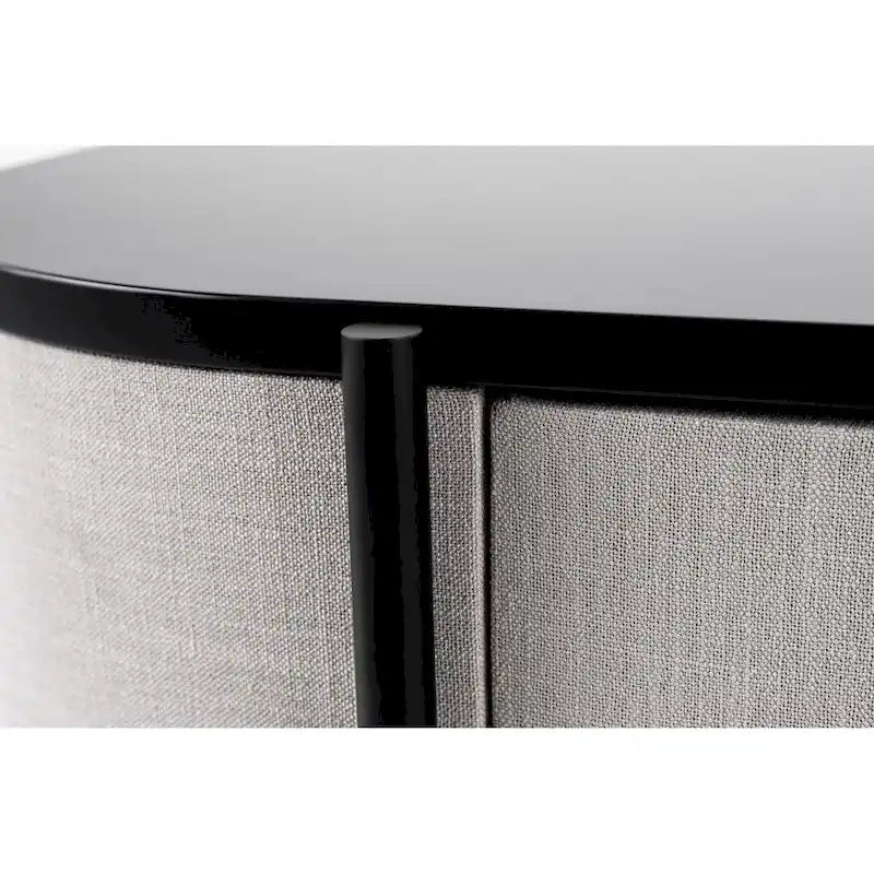 Modernes Sideboard-Buffet mit beigefarbenem Stoff und schwarzem Metall